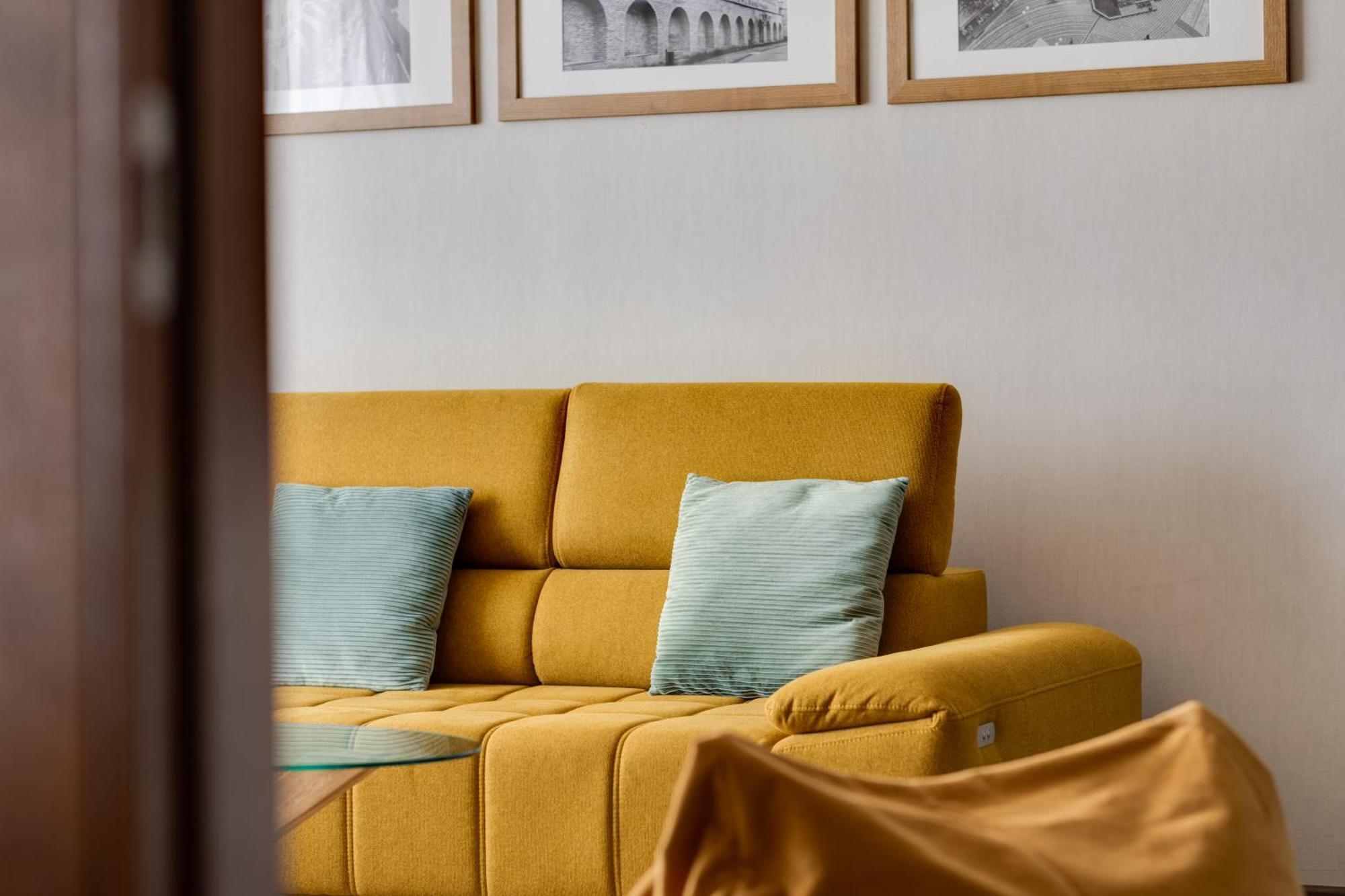 Apartman Leonardo - City Center Trnava Ngoại thất bức ảnh